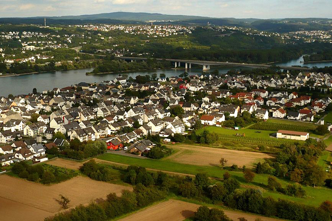 Luftbild Sankt Sebastian Rhein